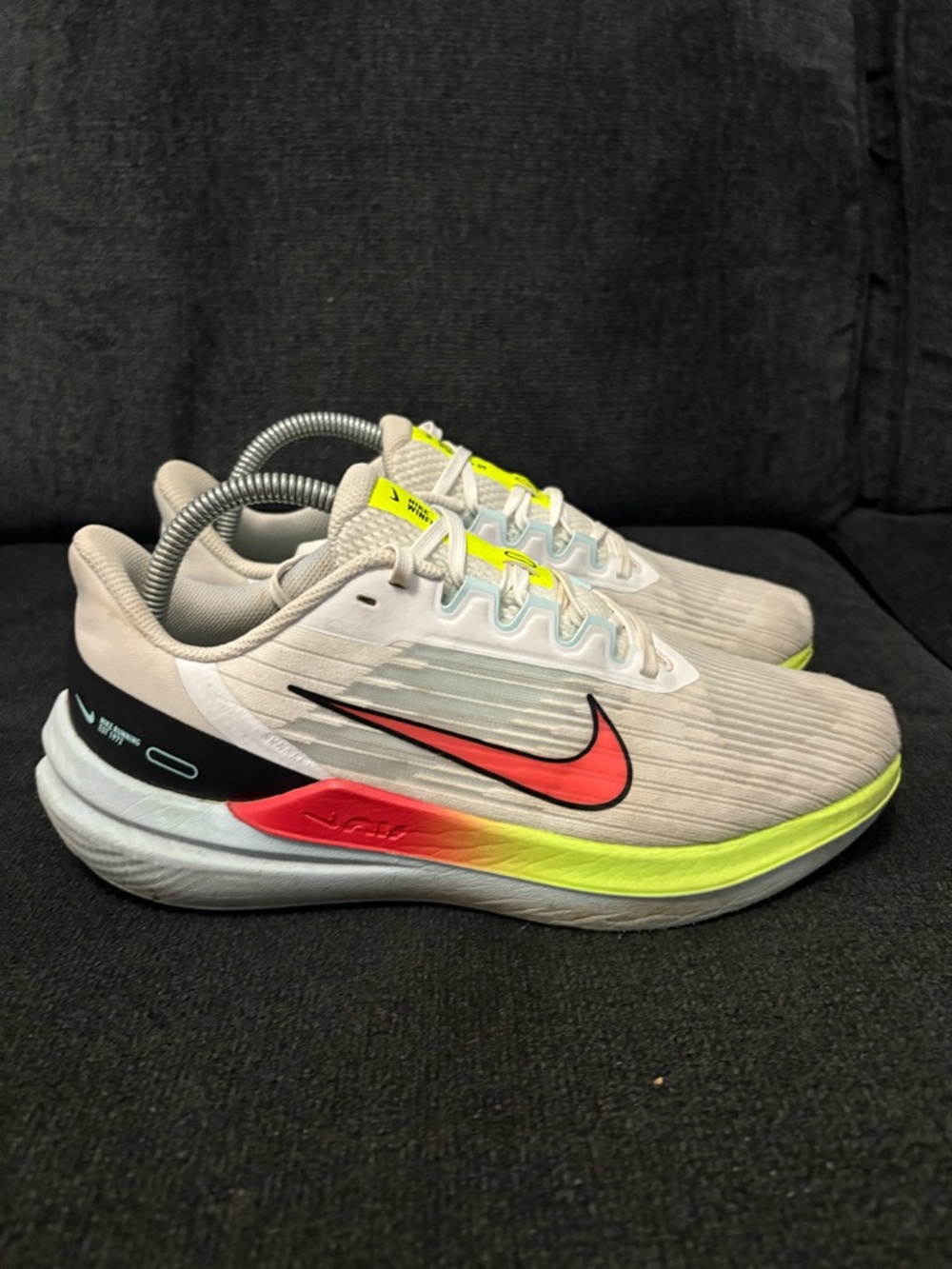 Nike Womens Air Zoom Winflo 9 DX3352-100 White Running Shoes Sneakers Size 9.5